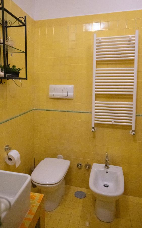 Casa "Kapri" Da Eva - Salerno Centro Con Self Check-In 아파트 외부 사진